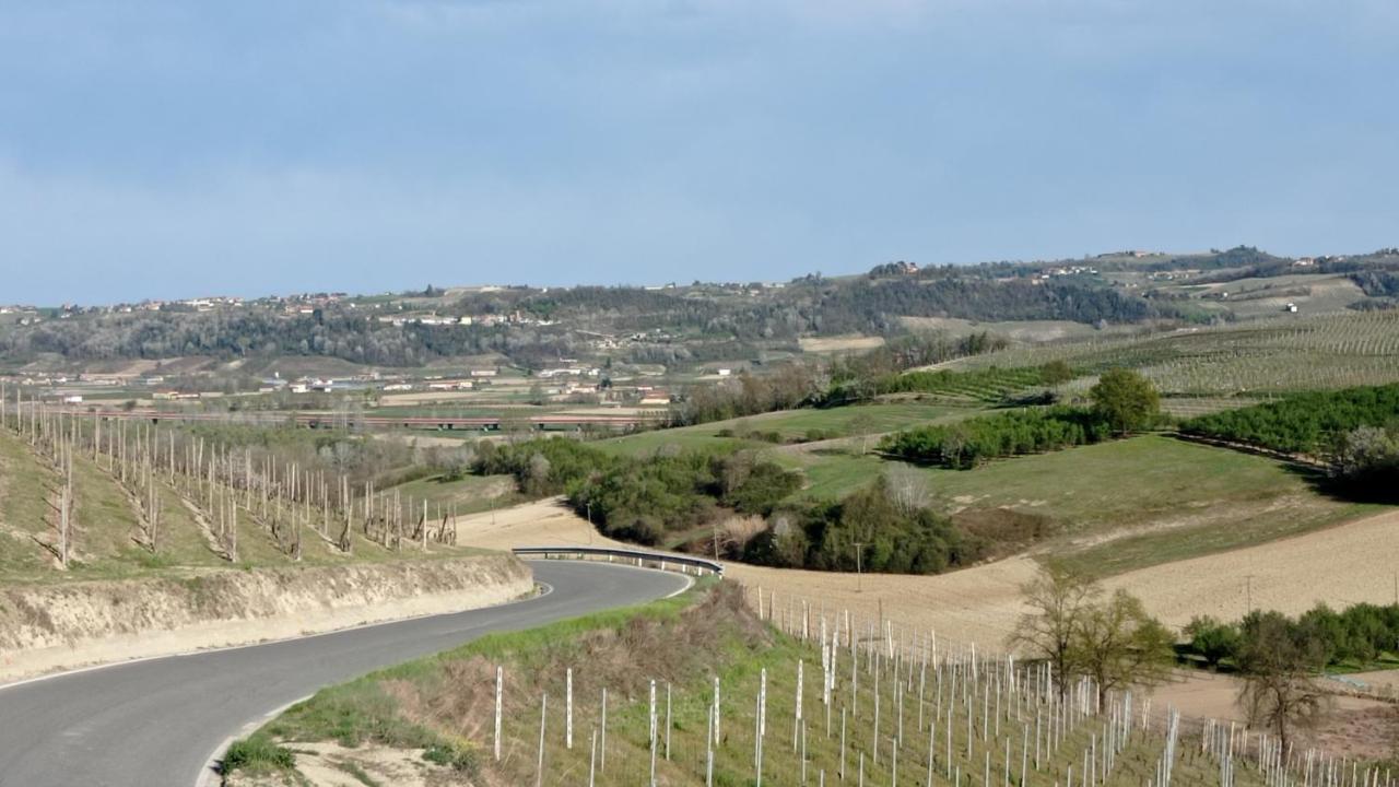 Casa Maya San Martino Alfieri Luaran gambar