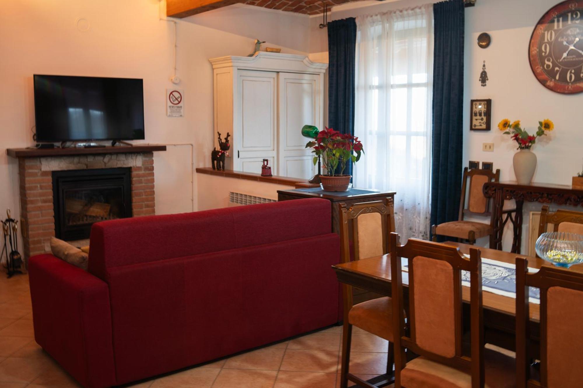 Casa Maya San Martino Alfieri Luaran gambar